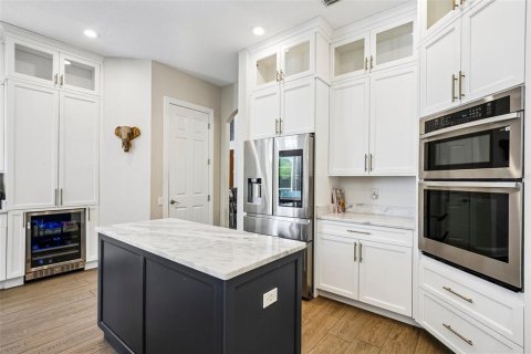 Casa en venta en Pinellas Park, Florida, 5 dormitorios, 359.81 m2 № 2208889 - foto 22
