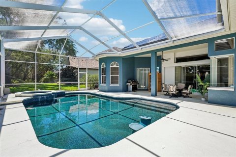 Casa en venta en Pinellas Park, Florida, 5 dormitorios, 359.81 m2 № 2208889 - foto 2