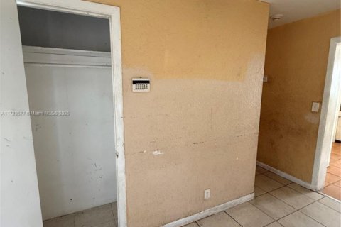 House in Pompano Beach, Florida 4 bedrooms, 112.23 sq.m. № 1871286 - photo 30