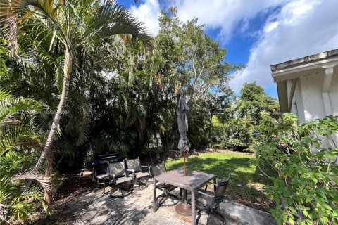 House in Pompano Beach, Florida 4 bedrooms, 112.23 sq.m. № 1871286 - photo 7