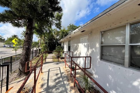 House in Pompano Beach, Florida 4 bedrooms, 112.23 sq.m. № 1871286 - photo 2