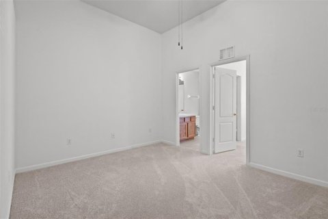 Adosado en venta en Brandon, Florida, 2 dormitorios, 146.23 m2 № 1917597 - foto 12