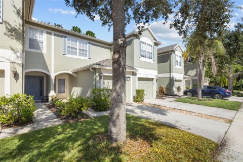 Adosado en venta en Brandon, Florida, 2 dormitorios, 146.23 m2 № 1917597 - foto 2