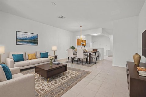 Adosado en venta en Brandon, Florida, 2 dormitorios, 146.23 m2 № 1917597 - foto 5