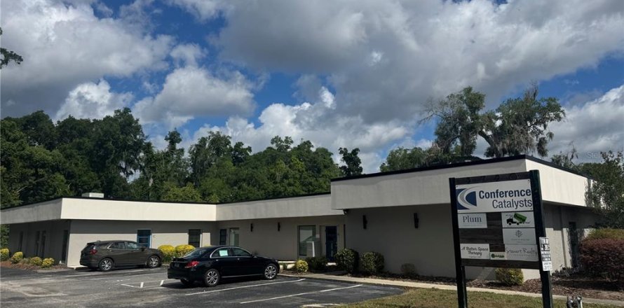 Immobilier commercial à Gainesville, Floride 243.31 m2 № 1686432