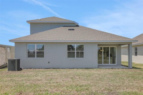 House in Apopka, Florida 3 bedrooms, 220.27 sq.m. № 1547121 - photo 10