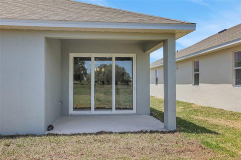 House in Apopka, Florida 3 bedrooms, 220.27 sq.m. № 1547121 - photo 12