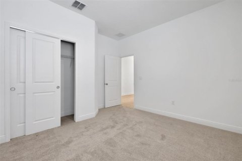 House in Apopka, Florida 3 bedrooms, 220.27 sq.m. № 1547121 - photo 27