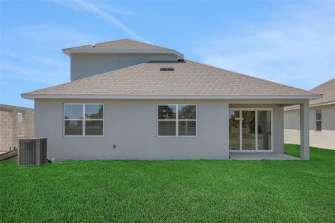 House in Apopka, Florida 3 bedrooms, 220.27 sq.m. № 1547121 - photo 5