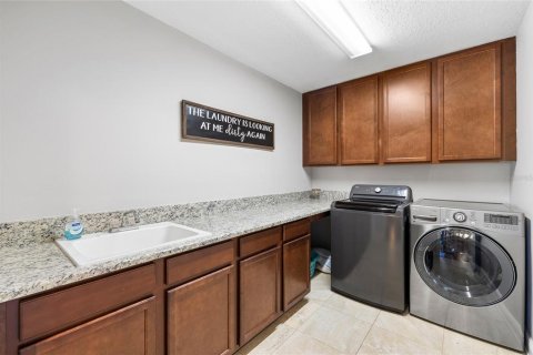 Casa en venta en Riverview, Florida, 5 dormitorios, 435.15 m2 № 2094022 - foto 14
