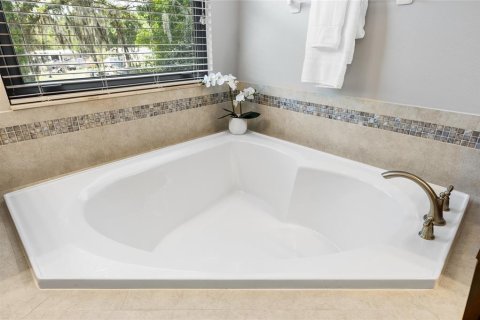 Casa en venta en Riverview, Florida, 5 dormitorios, 435.15 m2 № 2094022 - foto 10