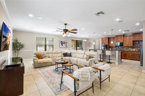 Casa en venta en Riverview, Florida, 5 dormitorios, 435.15 m2 № 2094022 - foto 4