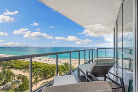 Condominio en venta en Miami Beach, Florida, 4 dormitorios, 356.47 m2 № 1936814 - foto 17