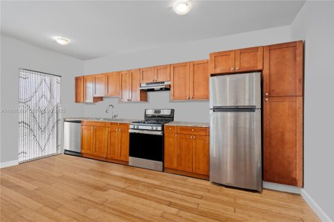 Copropriété à louer à Miami Beach, Floride: 1 chambre, 61.32 m2 № 1989782 - photo 21