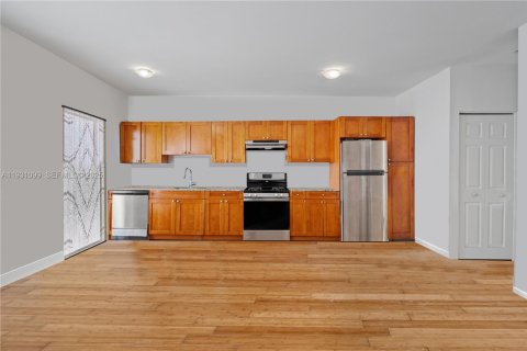 Copropriété à louer à Miami Beach, Floride: 1 chambre, 61.32 m2 № 1989782 - photo 18