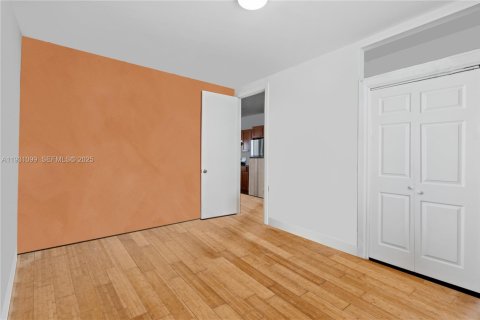 Copropriété à louer à Miami Beach, Floride: 1 chambre, 61.32 m2 № 1989782 - photo 25