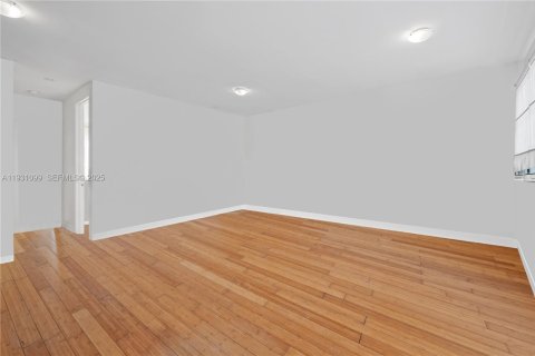 Copropriété à louer à Miami Beach, Floride: 1 chambre, 61.32 m2 № 1989782 - photo 14