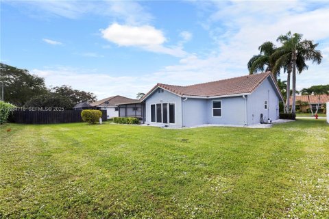 House in Boca Raton, Florida 3 bedrooms, 137.4 sq.m. № 1994009 - photo 28