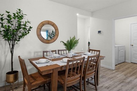 Casa en venta en Haines City, Florida, 5 dormitorios, 192.96 m2 № 1732612 - foto 28