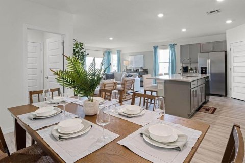Casa en venta en Haines City, Florida, 5 dormitorios, 192.96 m2 № 1732612 - foto 27