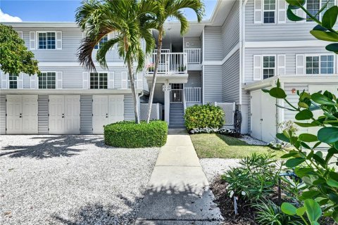 Condo in Boca Grande, Florida, 2 bedrooms  № 2166272 - photo 3