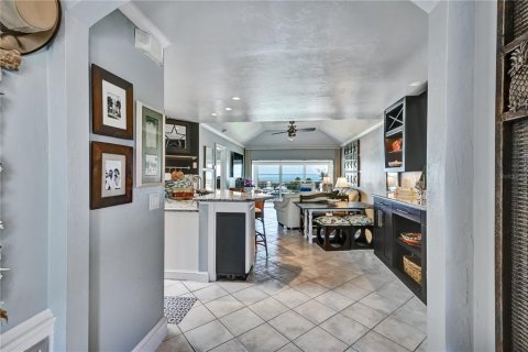 Condo in Boca Grande, Florida, 2 bedrooms  № 2166272 - photo 7
