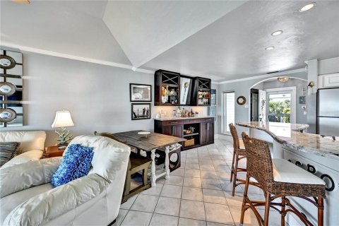 Condo in Boca Grande, Florida, 2 bedrooms  № 2166272 - photo 26