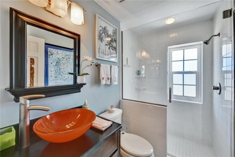 Condo in Boca Grande, Florida, 2 bedrooms  № 2166272 - photo 9
