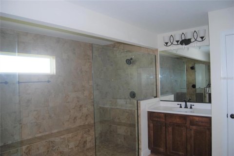 House in Ocala, Florida 3 bedrooms, 202.9 sq.m. № 1907082 - photo 18
