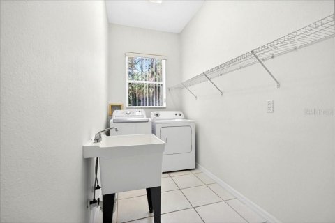 Casa en venta en Palm Coast, Florida, 3 dormitorios, 191.29 m2 № 2218920 - foto 18