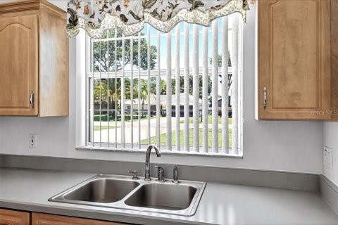 Casa en venta en Palm Coast, Florida, 3 dormitorios, 191.29 m2 № 2218920 - foto 6