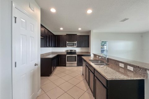 Villa ou maison à vendre à Davenport, Floride: 4 chambres, 170.48 m2 № 1831515 - photo 8