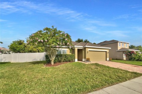 Villa ou maison à vendre à Davenport, Floride: 4 chambres, 170.48 m2 № 1831515 - photo 2