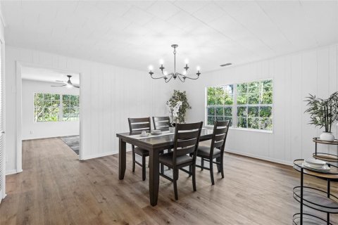 House in Archer, Florida 3 bedrooms, 167.22 sq.m. № 1899685 - photo 7