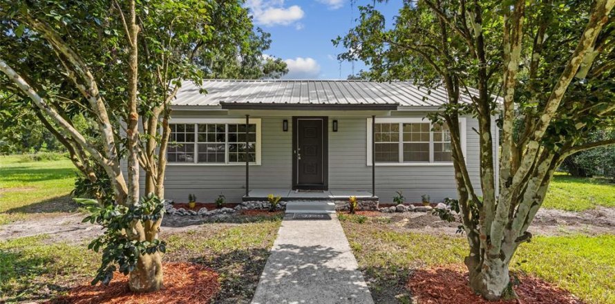 Casa en Archer, Florida 3 dormitorios, 167.22 m2 № 1899685