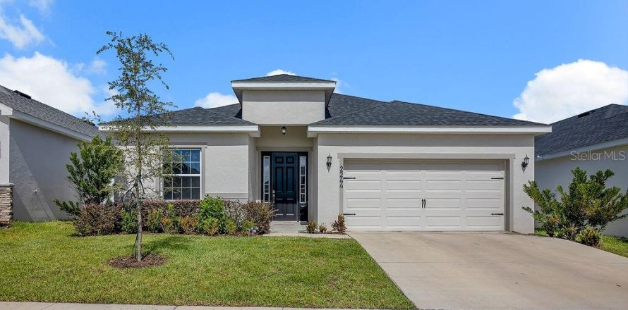 Villa ou maison à Davenport, Floride 4 chambres, 188.96 m2 № 2437350
