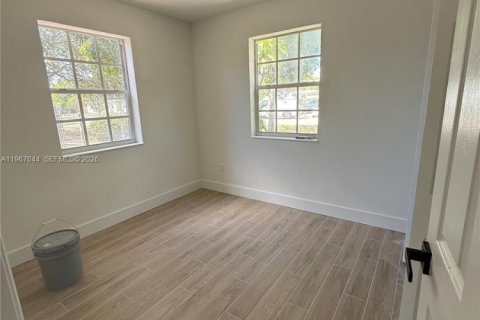 Casa en venta en Pompano Beach, Florida, 1 dormitorio, 57.6 m2 № 2081424 - foto 10