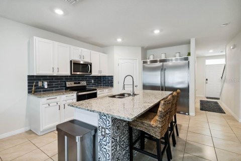 Casa en venta en Saint Cloud, Florida, 5 dormitorios, 261.98 m2 № 1828353 - foto 13
