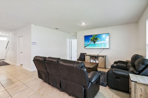 Casa en venta en Saint Cloud, Florida, 5 dormitorios, 261.98 m2 № 1828353 - foto 21