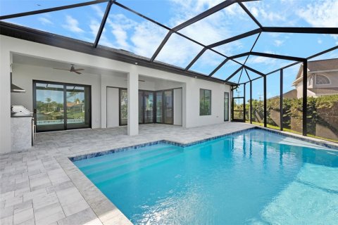 House in Cape Coral, Florida 4 bedrooms, 243.31 sq.m. № 1578246 - photo 30