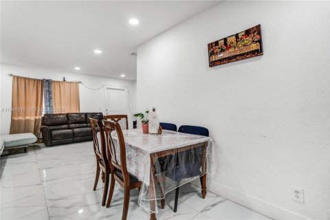 Casa en venta en Homestead, Florida, 3 dormitorios, 115.01 m2 № 2044225 - foto 29