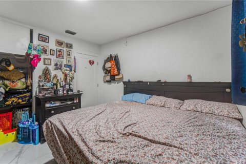 Casa en venta en Homestead, Florida, 3 dormitorios, 115.01 m2 № 2044225 - foto 12