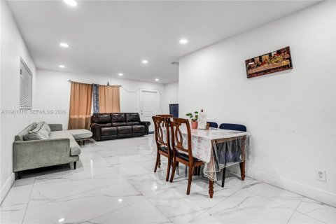 Casa en venta en Homestead, Florida, 3 dormitorios, 115.01 m2 № 2044225 - foto 28