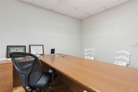 Propiedad comercial en venta en Ormond Beach, Florida, 187.29 m2 № 2318397 - foto 18