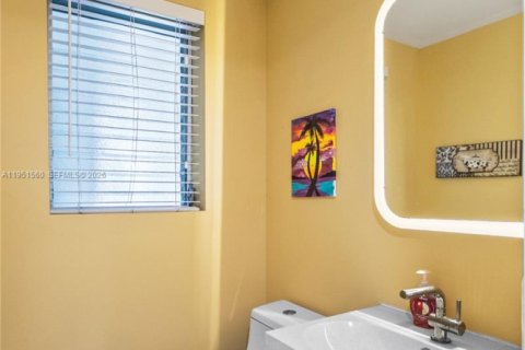 Снять в аренду кондоминиум в Халландейл-Бич, Флорида 1 спальня, 74.88м2, № 2006371 - фото 18