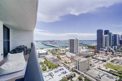 Copropriété à louer à Miami, Floride: 2 chambres, 81.75 m2 № 2028044 - photo 2