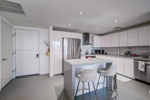 Copropriété à louer à Miami, Floride: 2 chambres, 81.75 m2 № 2028044 - photo 7