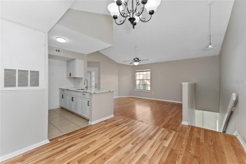 Condo in Kissimmee, Florida, 2 bedrooms  № 1757535 - photo 4