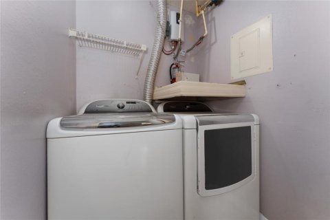 Condo in Kissimmee, Florida, 2 bedrooms  № 1757535 - photo 11