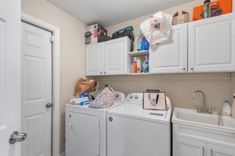 House in Lakeland, Florida 5 bedrooms, 203.27 sq.m. № 1904750 - photo 30